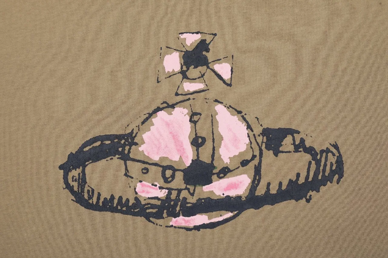 VIVI09# vivienne west wood new spring product West Queen Vivian Saturn letter embroidery printing Size: XS-L Color: black coffee